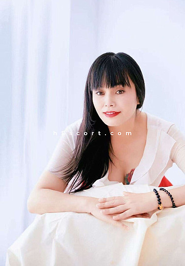 Sasa - Girl escort in Girona