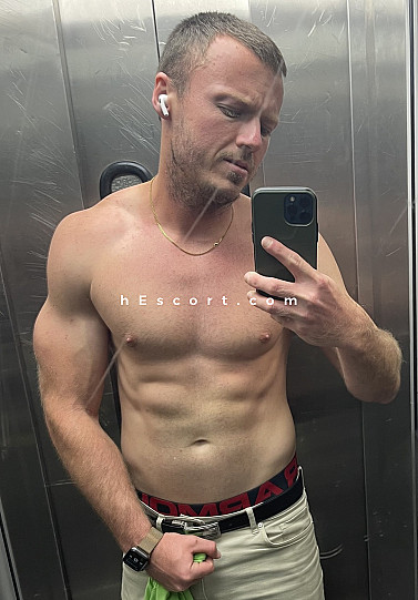 Douglas - Male escort in Málaga