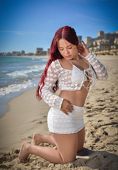 MIA - Chica escort en Barcelona