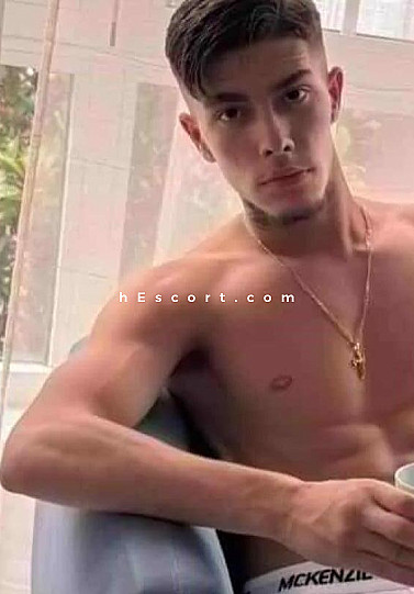 Axel - Male escort in Barcelona