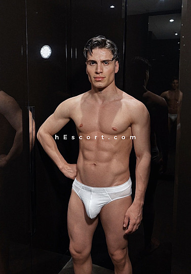 Matteo Soler - Hombre escort en Madrid