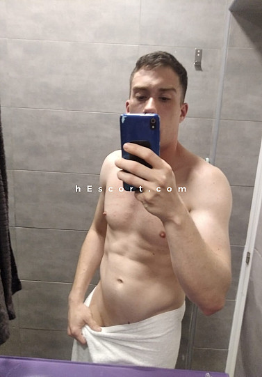 Cristian - Male escort in Madrid