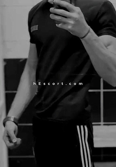 Lucas - Male escort in Lugo