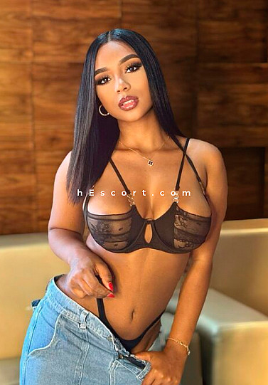 Ammy - Girl escort in Barcelona