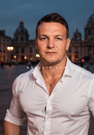 Alex - Male escort in Barcelona