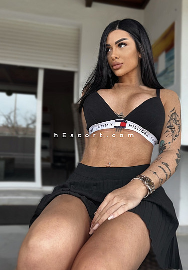 Alice - Chica escort en Marbella