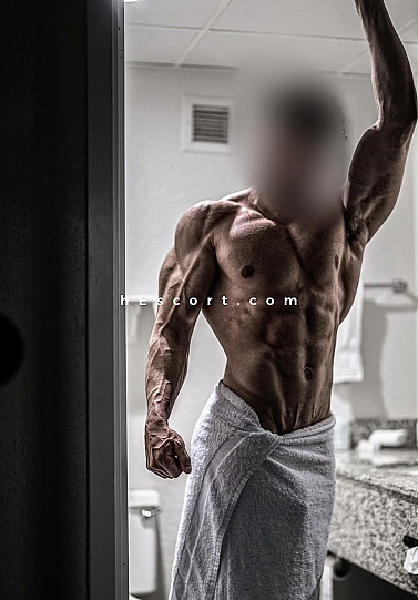 Marcos - Male escort in Marbella