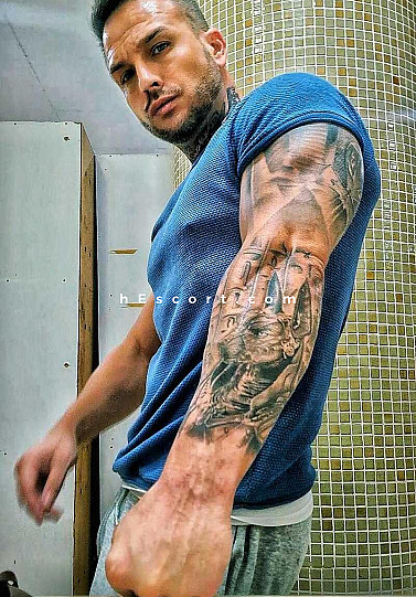 CARLOS - Hombre escort en Valencia