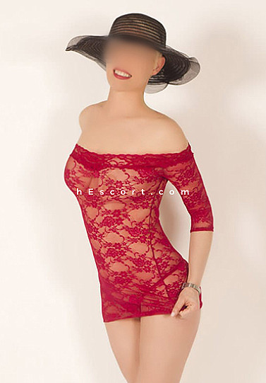 Sara - Girl escort in Sabadell