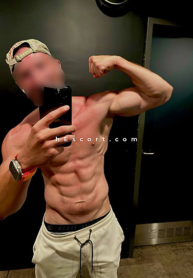 Maximus - Male escort in Barcelona