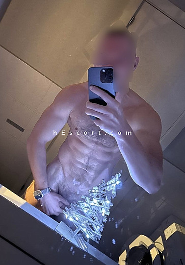 Maximus - Hombre escort en Barcelona