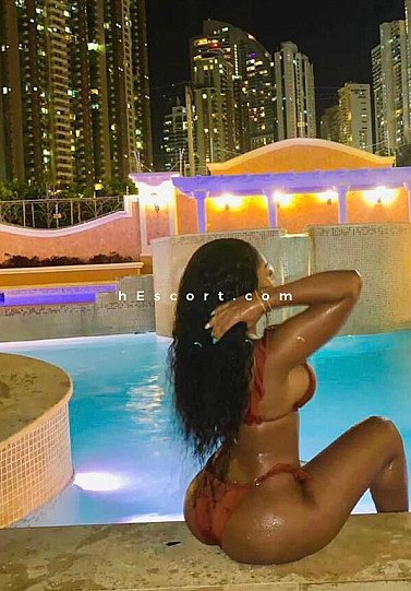 Brenda - Chica escort en Valencia