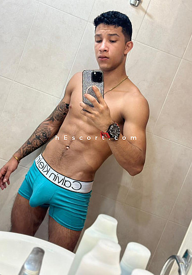 Anthonycolorcanela - Male escort in Madrid