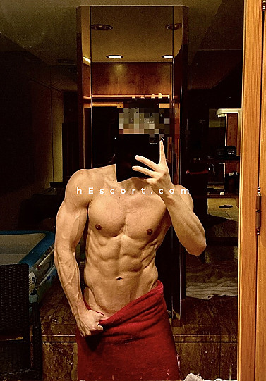 Max - Male escort in Palma de Mallorca