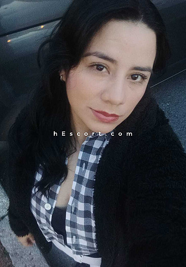 Sara - Chica escort en Oviedo