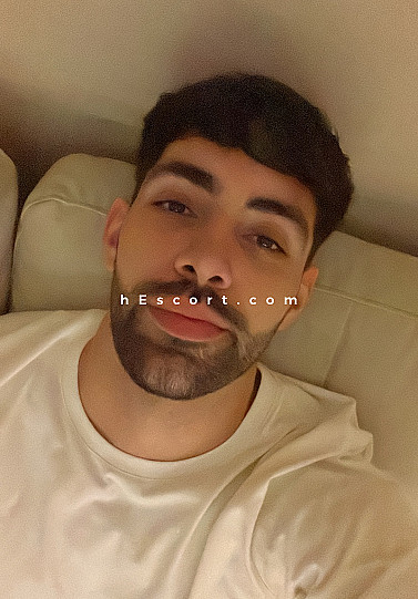 Xavi - Male escort in Barcelona