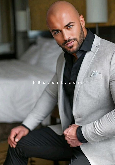 Marco Leon - Male escort in Sevilla