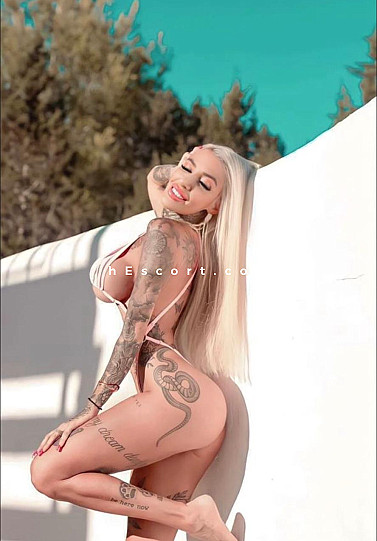 Nicole - Girl escort in Barcelona