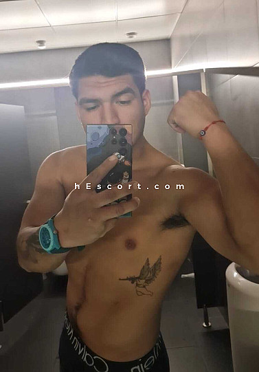 Peru29 - Hombre escort en Madrid