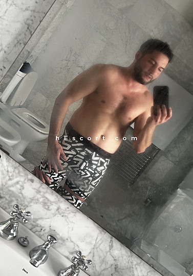 Fabricio - Male escort in Barcelona