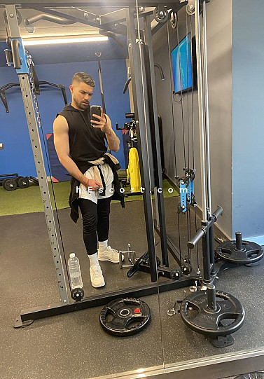 Eltigre - Male escort in Madrid