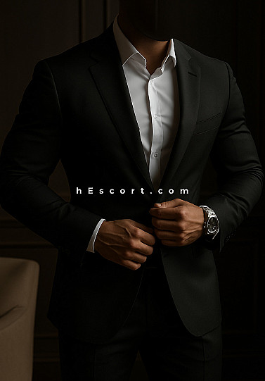 Angel - Hombre escort en Madrid