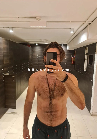 LEONARDO - Male escort in Barcelona