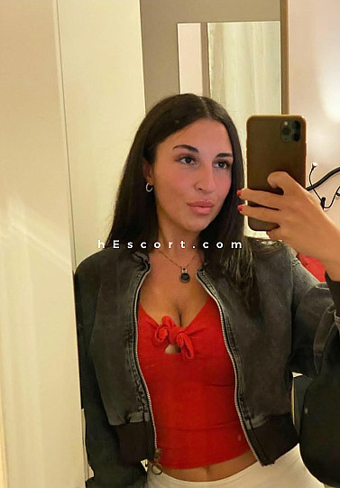 claritas12 - Girl escort in Madrid
