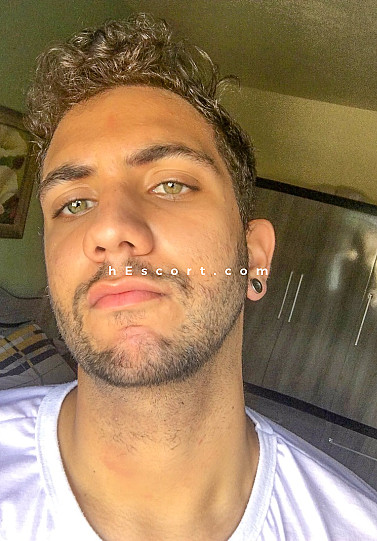Matheus - Male escort in Madrid