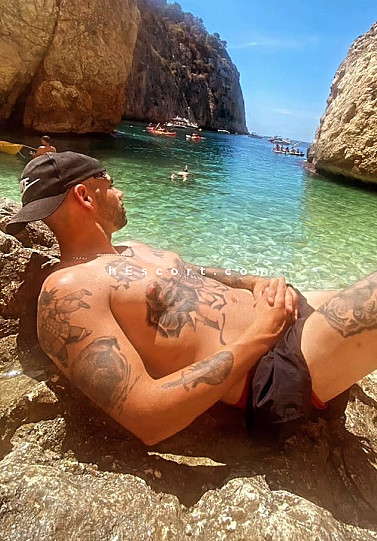 Alejandro - Male escort in Valencia