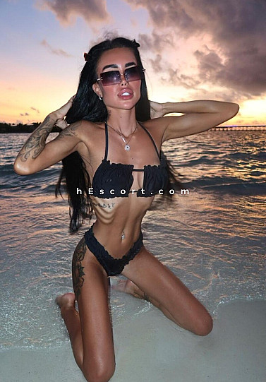 Erica - Chica escort en Barcelona