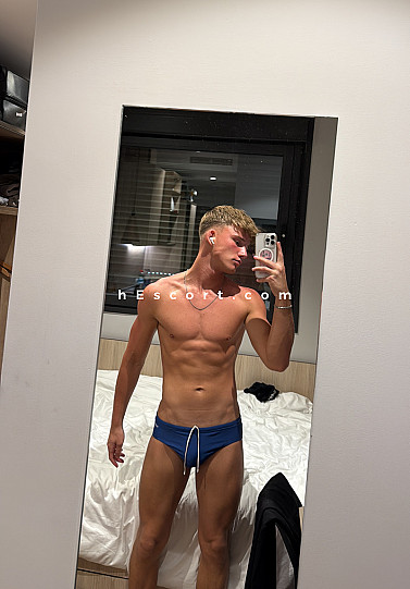Lucas Leon - Male escort in Marbella