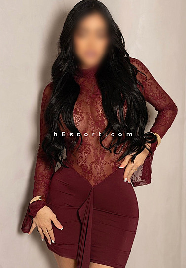 Melinda - Chica escort en Madrid