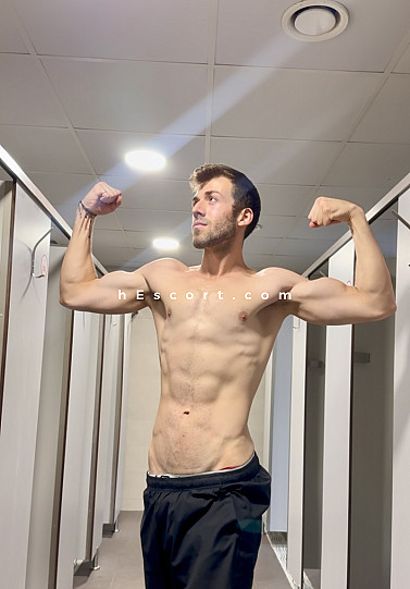 Carlos - Hombre escort en Madrid