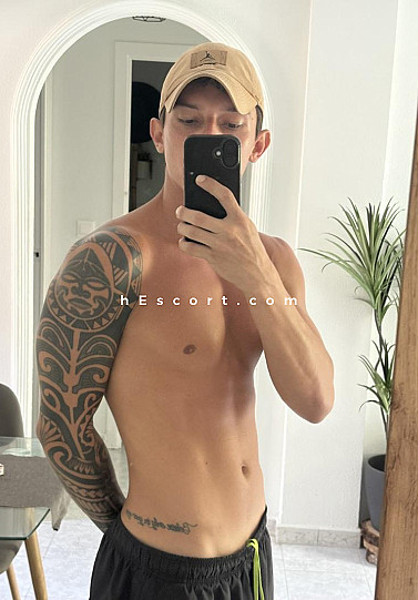 Leonardo moratti - Male escort in Benalmádena