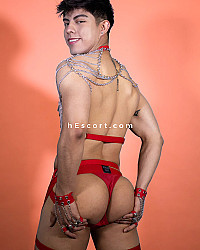 Mika - Hombre escort en Barcelona