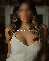 SOFIA - Mujer escort en Barcelona