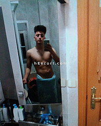 Uriel - Male escort in Madrid