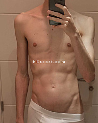 Discreto - Male escort in Madrid