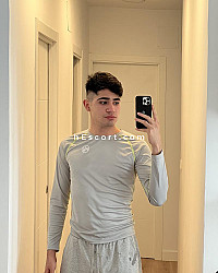 Sebas - Hombre escort en Madrid