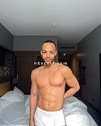 Romu - Hombre escort en Madrid