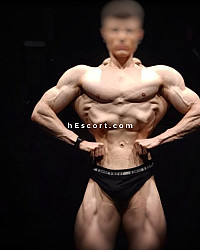 Leo - Male escort in Barcelona