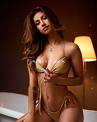 Chloe - Female escort in Barcelona