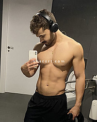 Lucas - Male escort in Madrid