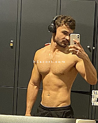 Lucas - Male escort in Madrid