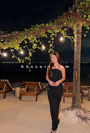 Natalia - Chica escort en Marbella