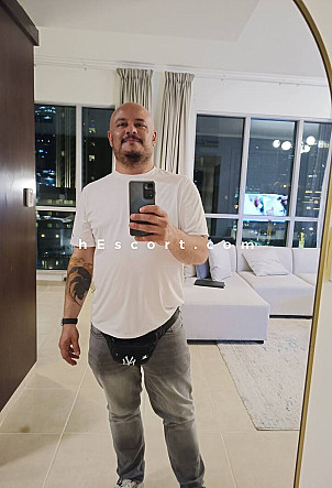 Oscar - Male escort in Valencia