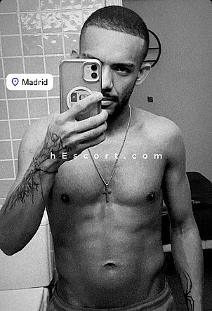 El Chucky - Hombre escort en Madrid