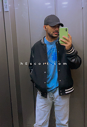 El Chucky - Hombre escort en Madrid