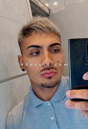 Maximiliano - Male escort in Torremolinos